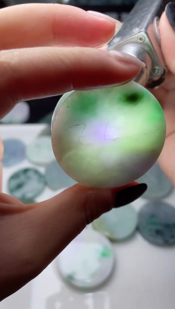 【闪购商品】翡翠颈饰未镶嵌3959......