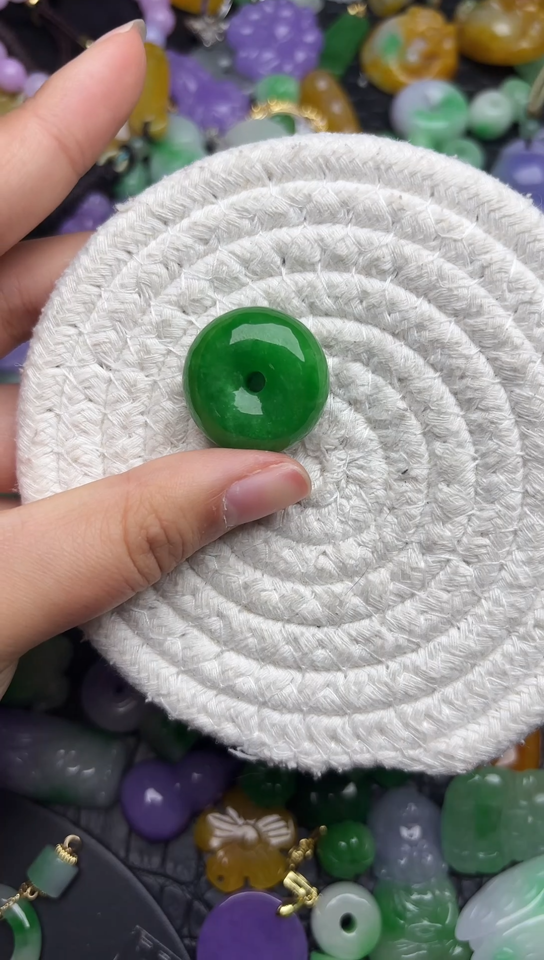 颈饰未镶嵌翡翠缅甸翡翠吊坠