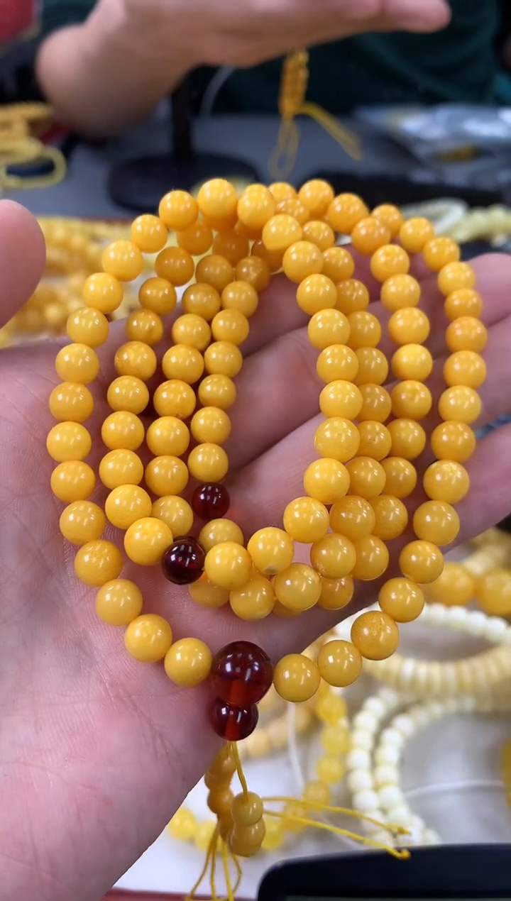 【闪购商品】琥珀裸石未镶嵌链子