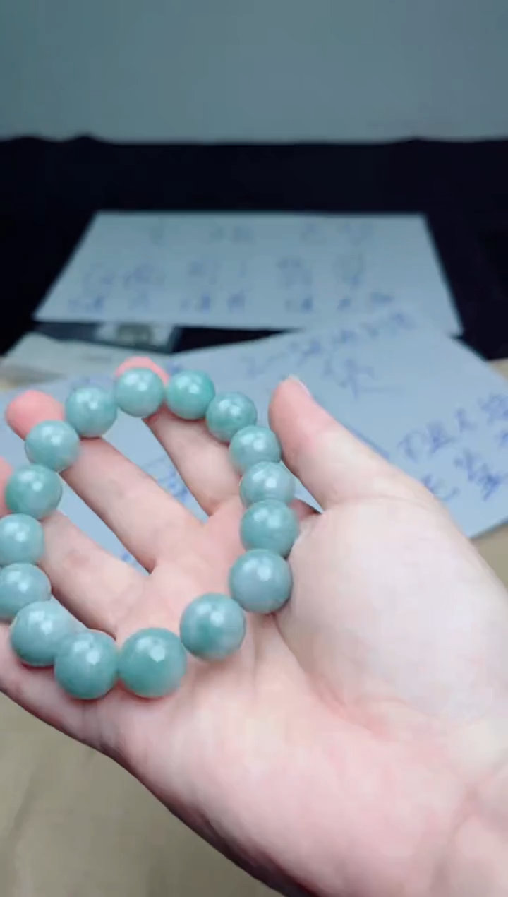 定制翡翠未镶嵌珠串