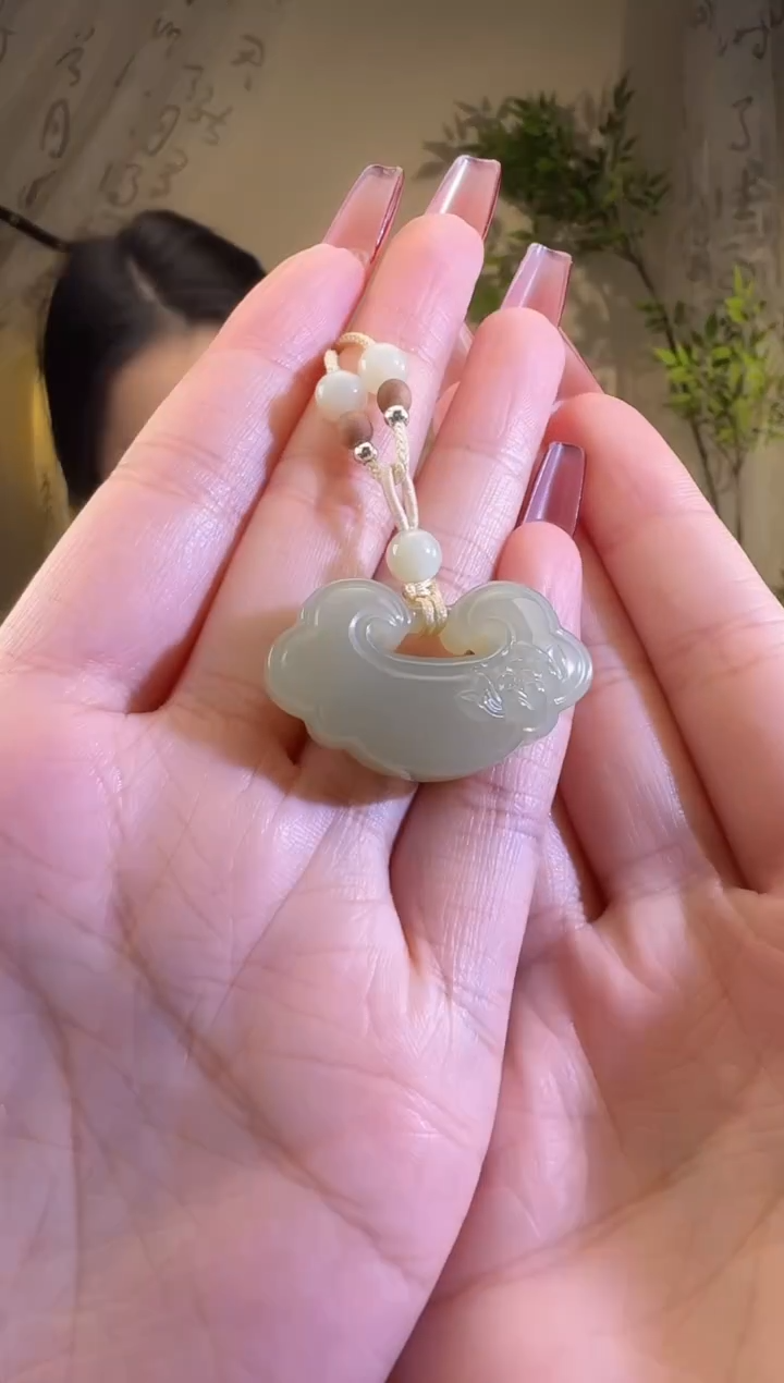 【闪购商品】和田玉颈饰未镶嵌锁p