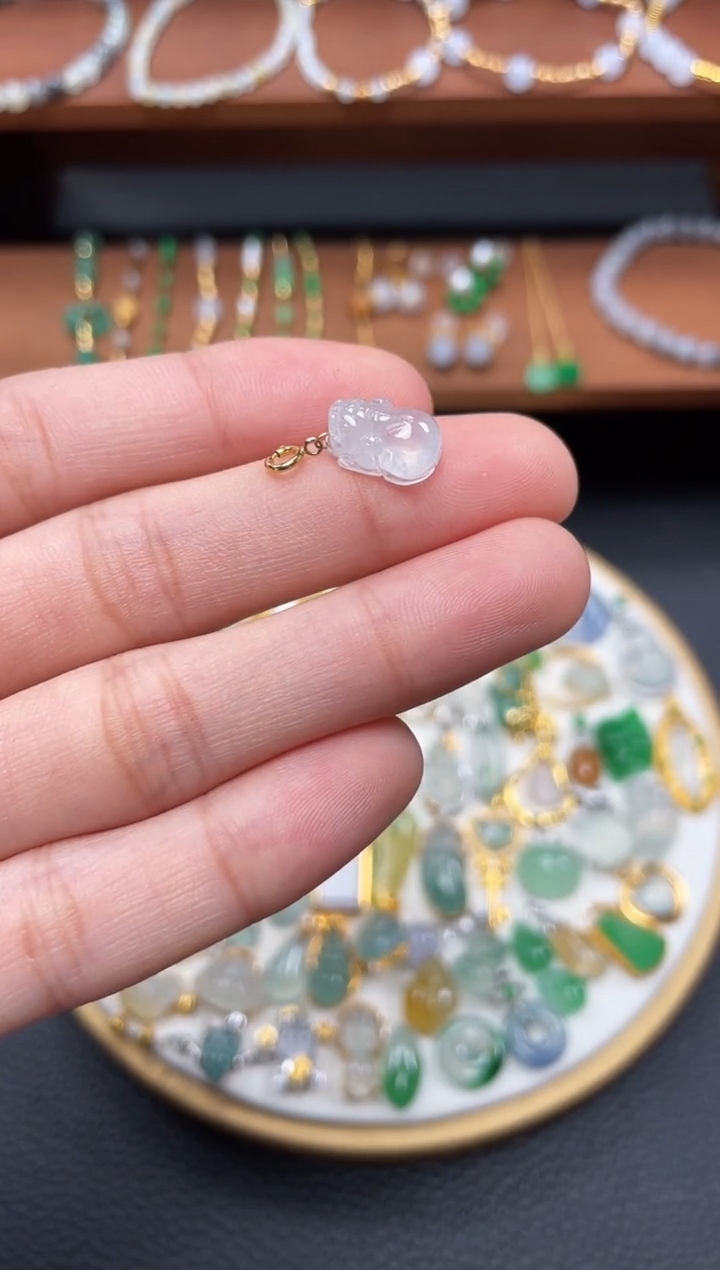 【闪购商品】翡翠吊坠(不含链)18K金镶嵌一个   JK636