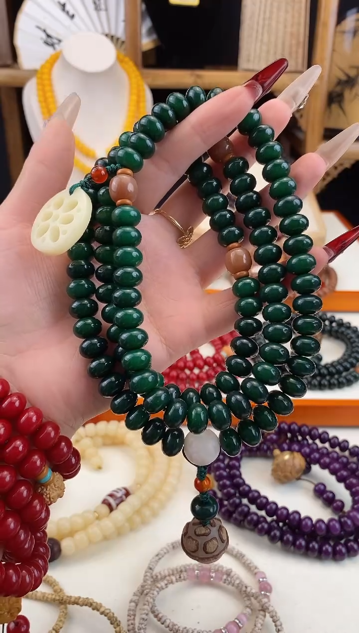 【闪购商品】菩提根/象牙果手串翡翠绿菩提佳偶天成