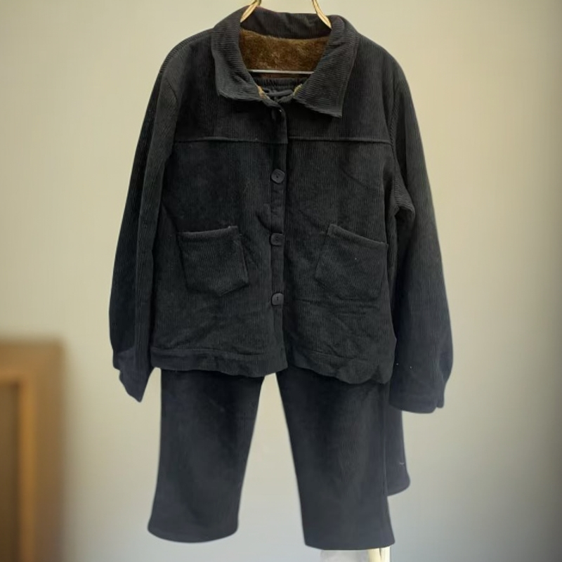 940-时尚加绒休闲百搭秋冬黑色保暖中老年女套装