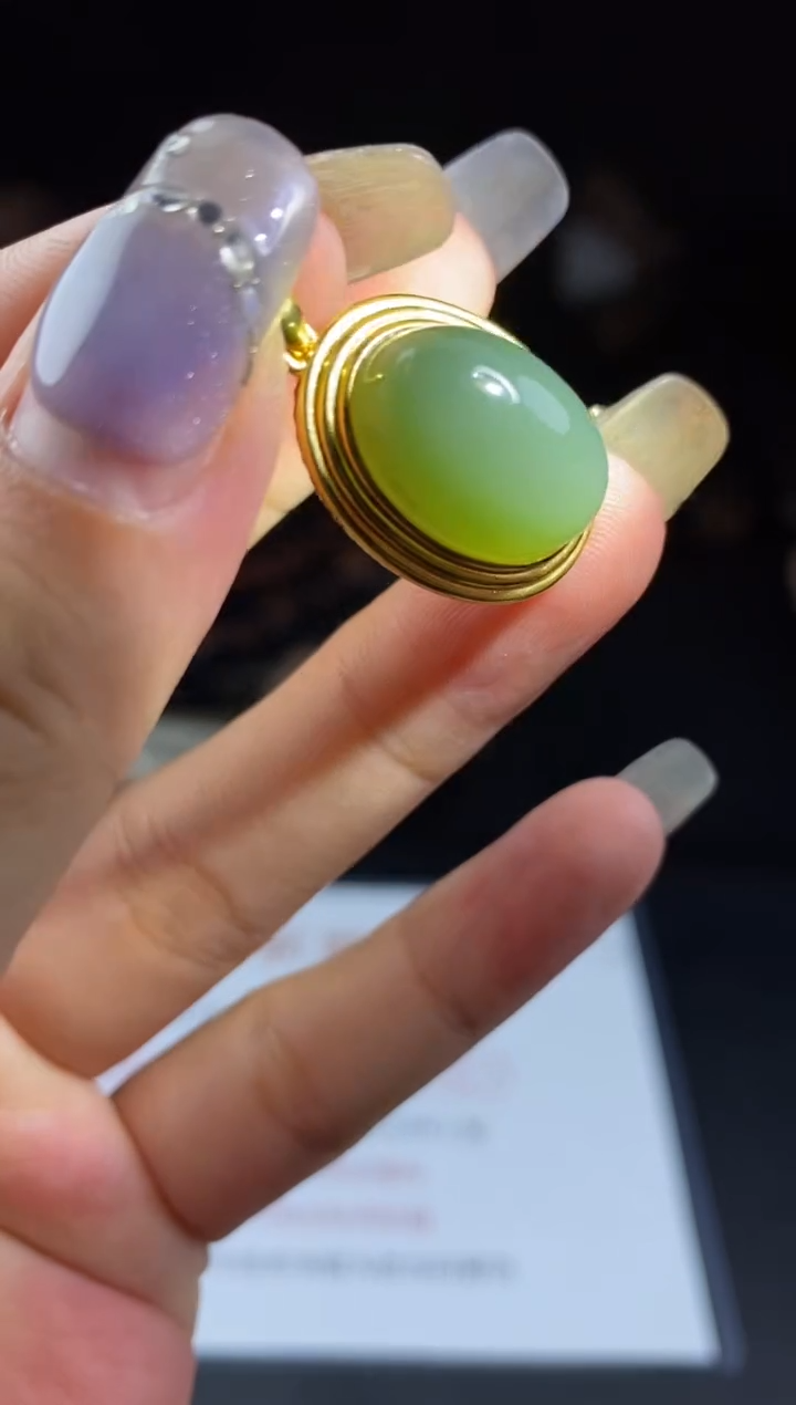 和田玉18K金镶嵌吊坠(不含链)多样性-吊坠-D9600