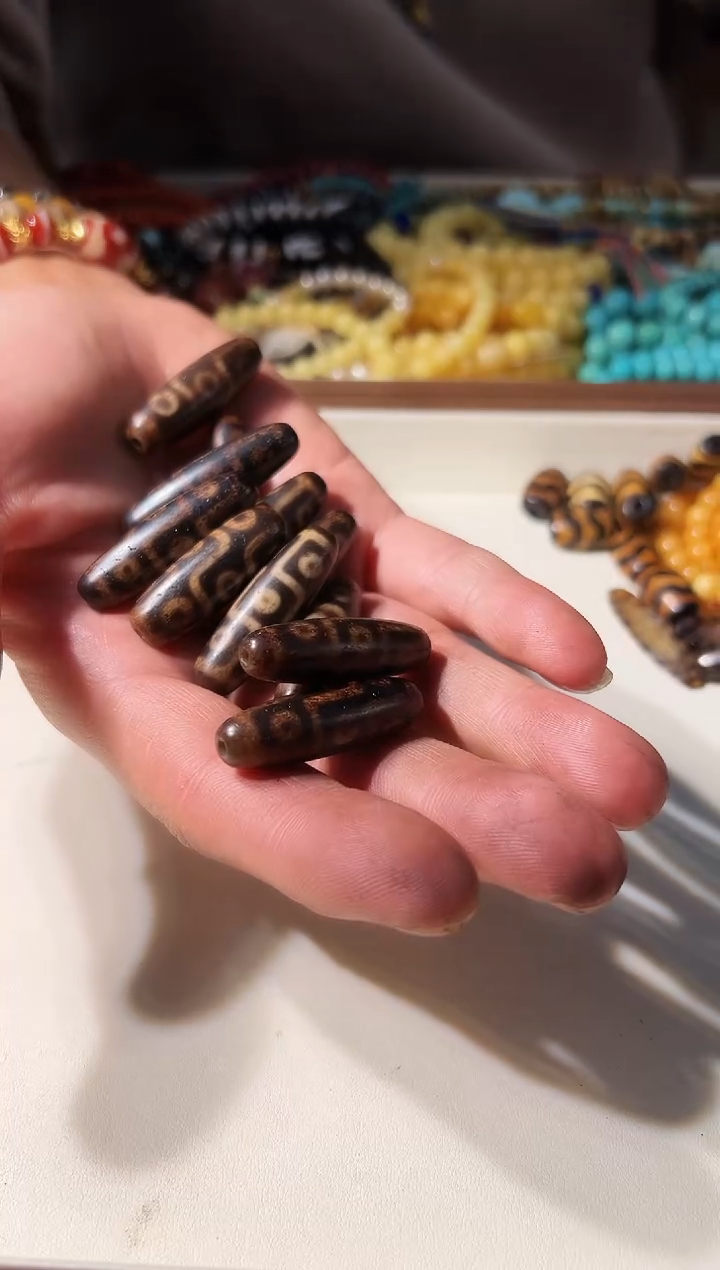 未镶嵌单珠玛瑙/玉髓火活动九眼单珠