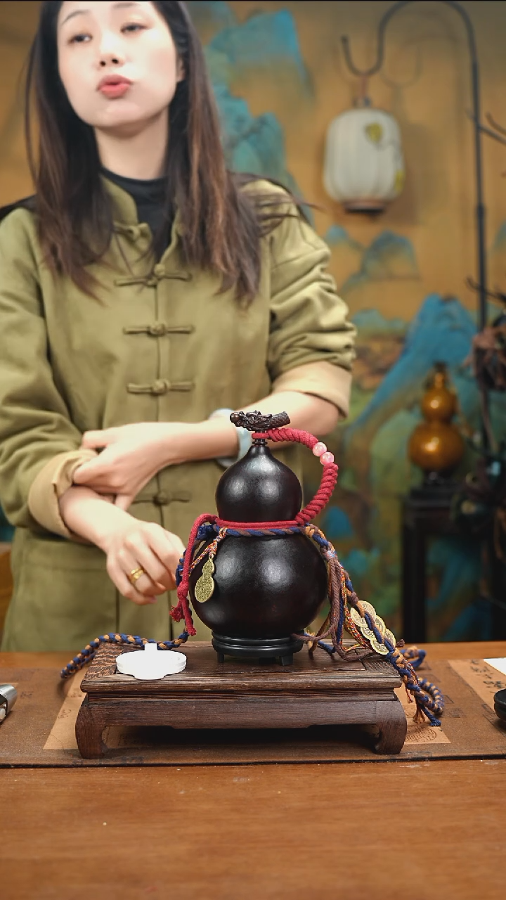 YQ090精品藏绳款天然酒葫芦（一物一拍）