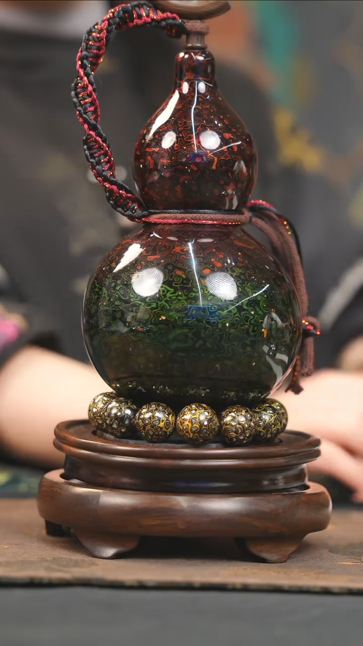 【闪购商品】YK179漆艺酒葫芦不包手串及旋转底座