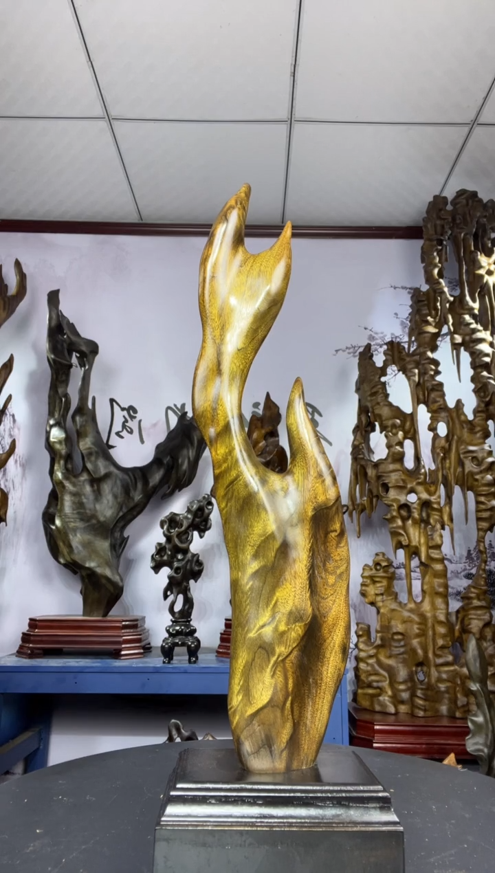 金丝楠木雕款山****李金丝楠木工艺品摆件