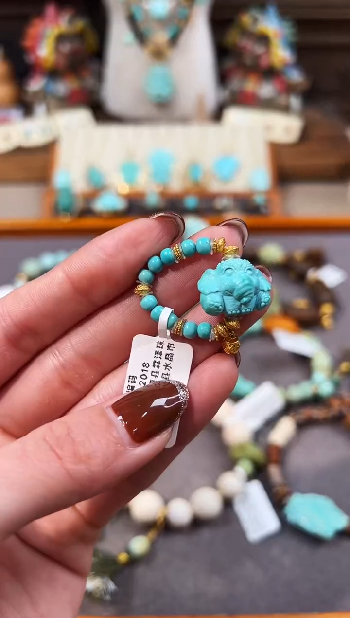 18K金镶嵌绿松石戒指绿松石戒指