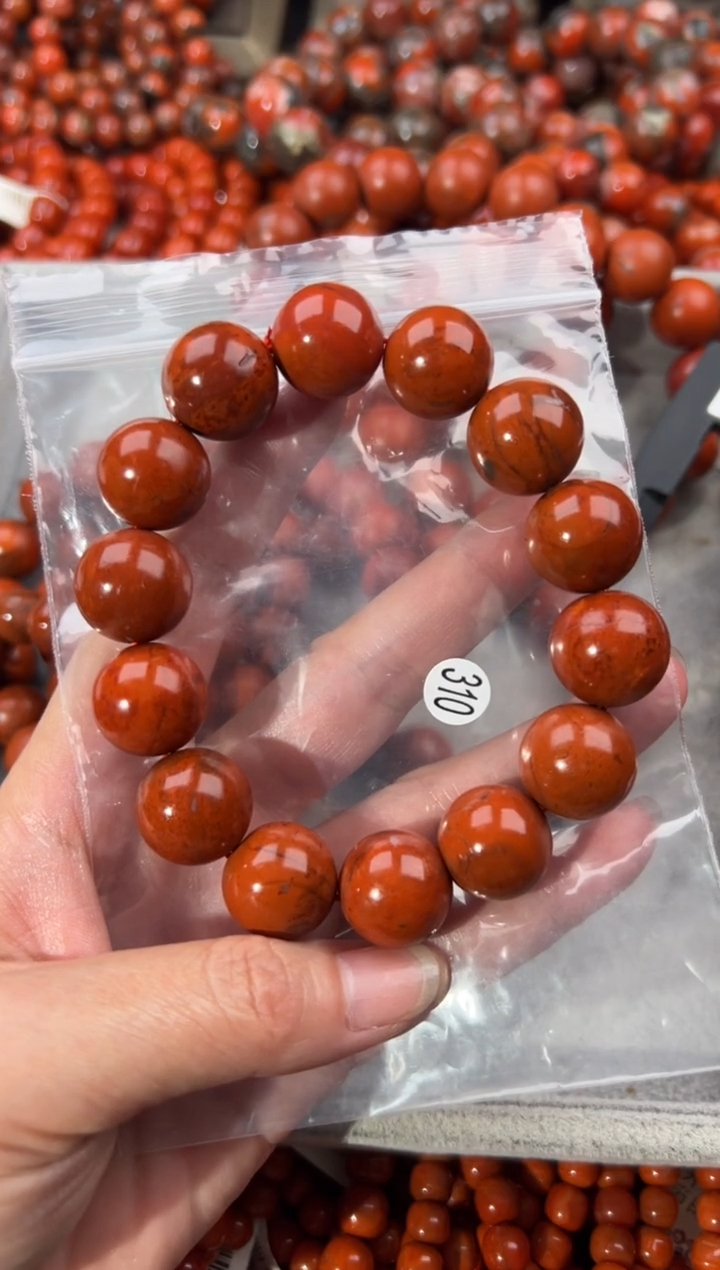 南红玛瑙手串未镶嵌7*91