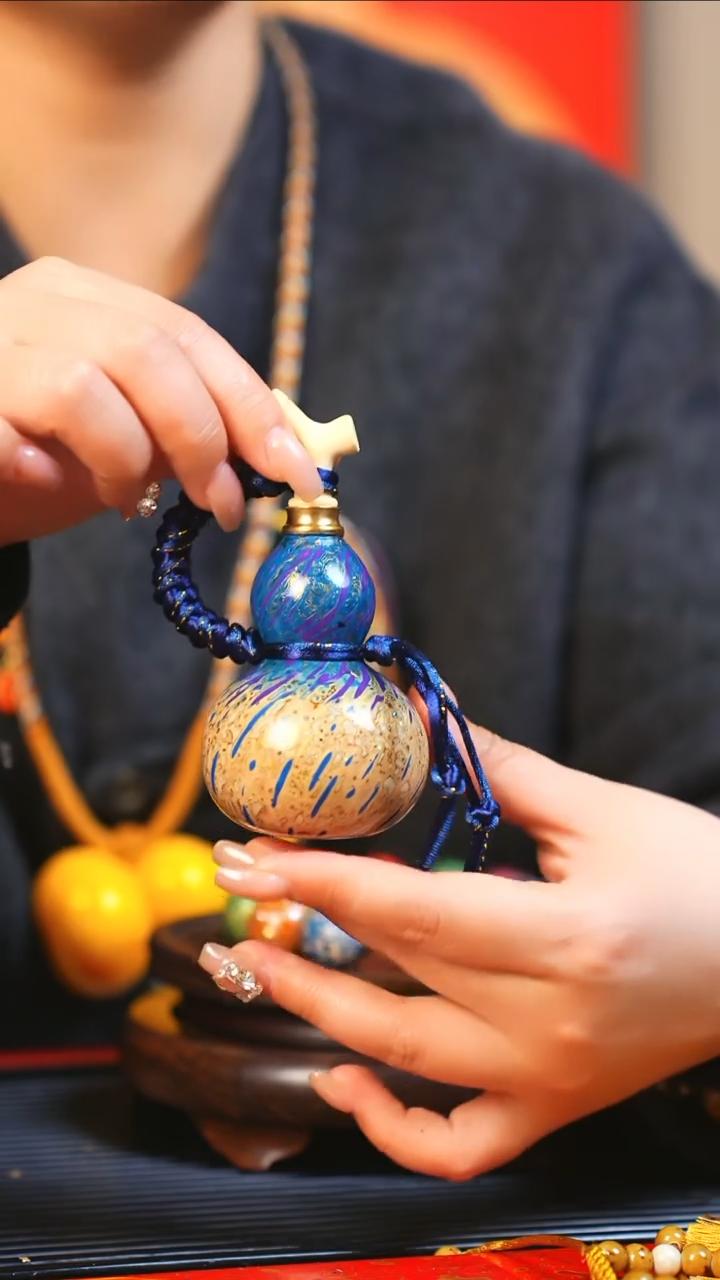 【闪购商品】JF038漆艺精致小手捻(开口）