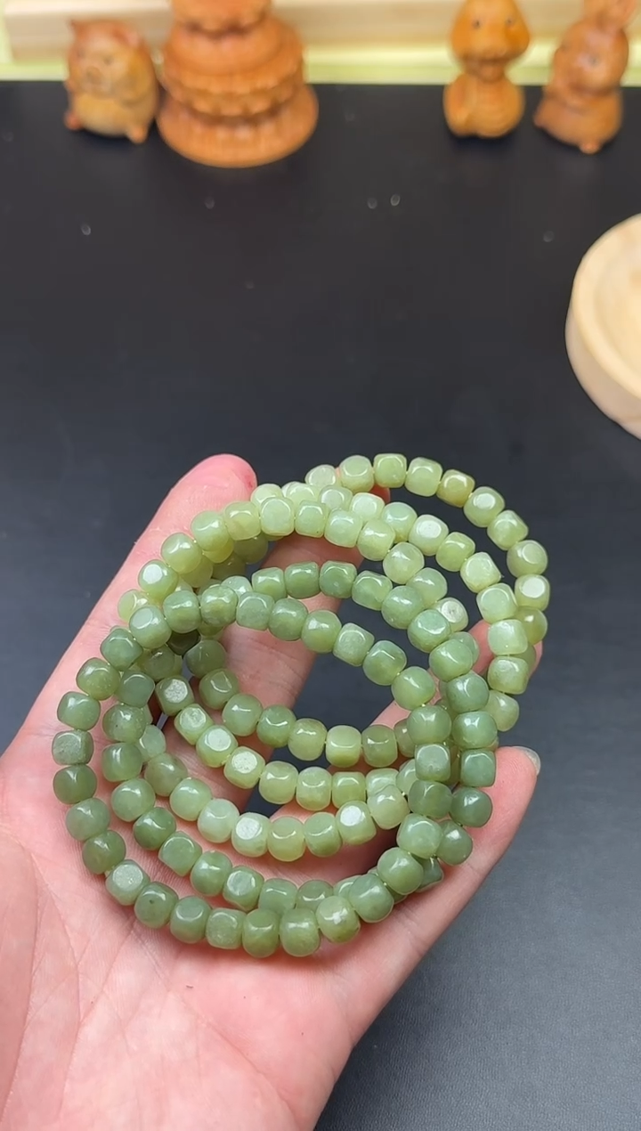 未镶嵌手串和田玉和田玉六方7mm单圈