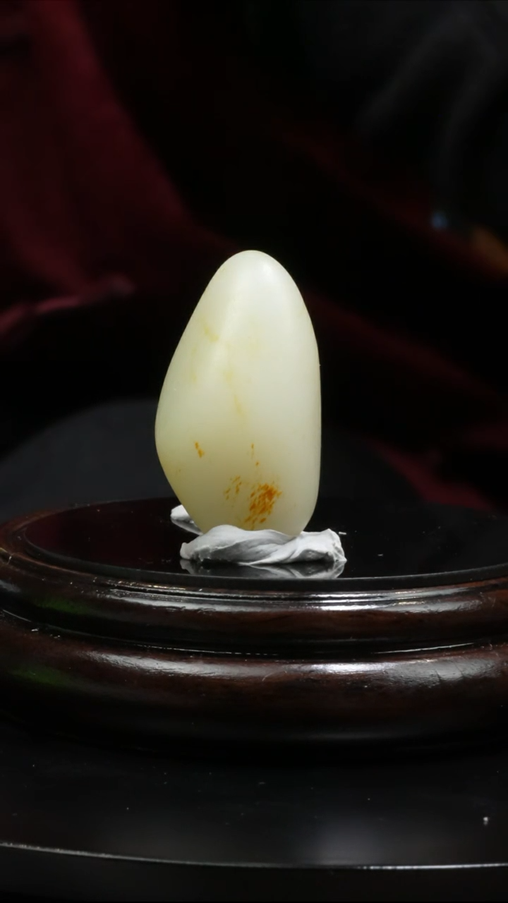 【闪购商品】和田玉吊坠(不含链)未镶嵌29.3g和田玉原石