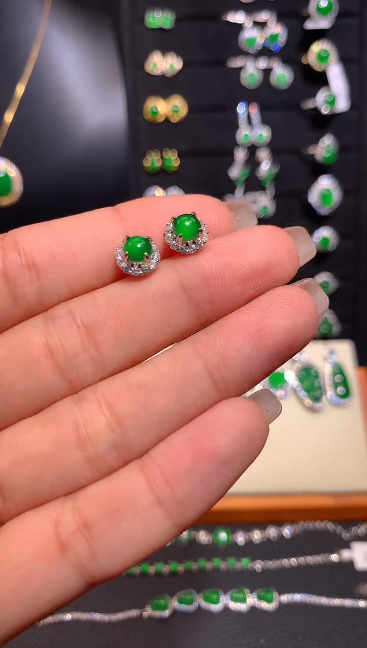 【闪购商品】翡翠耳饰银S925镶嵌多样性