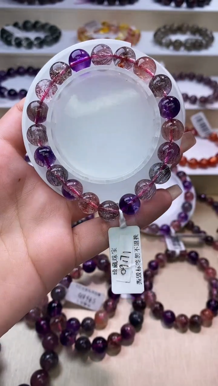 【闪购商品】水晶手链未镶嵌黑加仑超七10m+