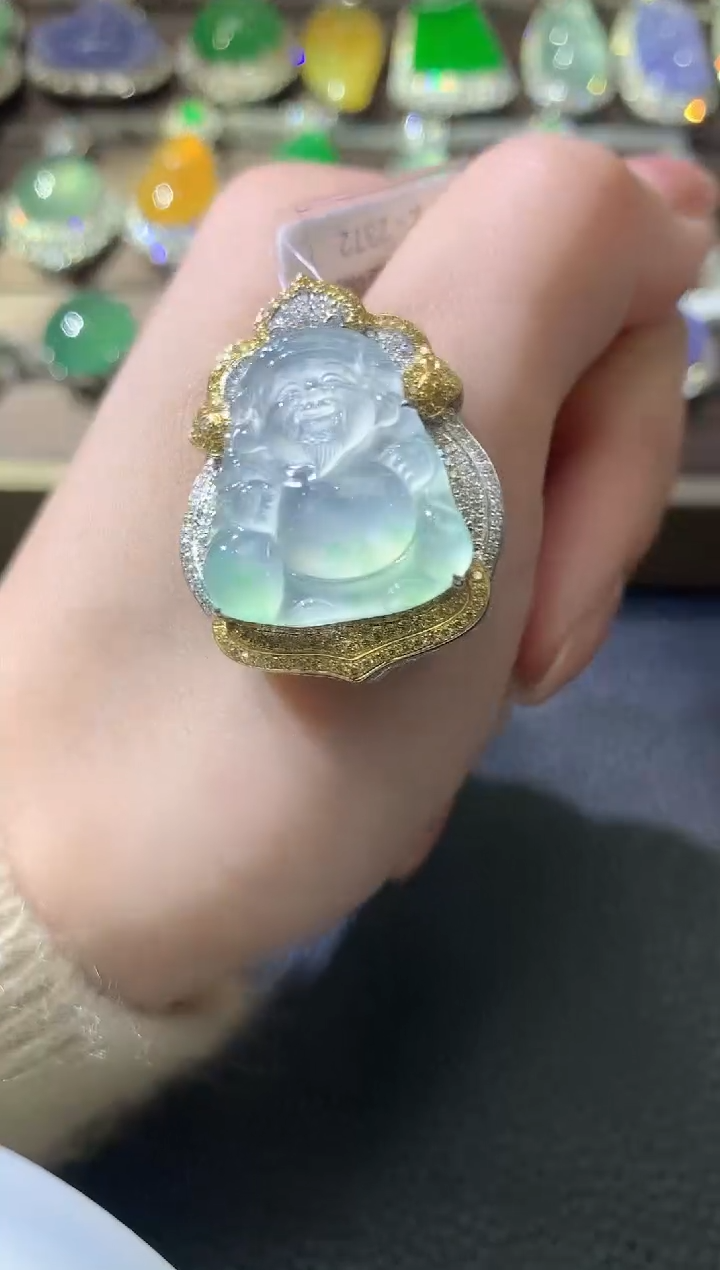 【闪购商品】翡翠吊坠(不含链)18K金镶嵌D46