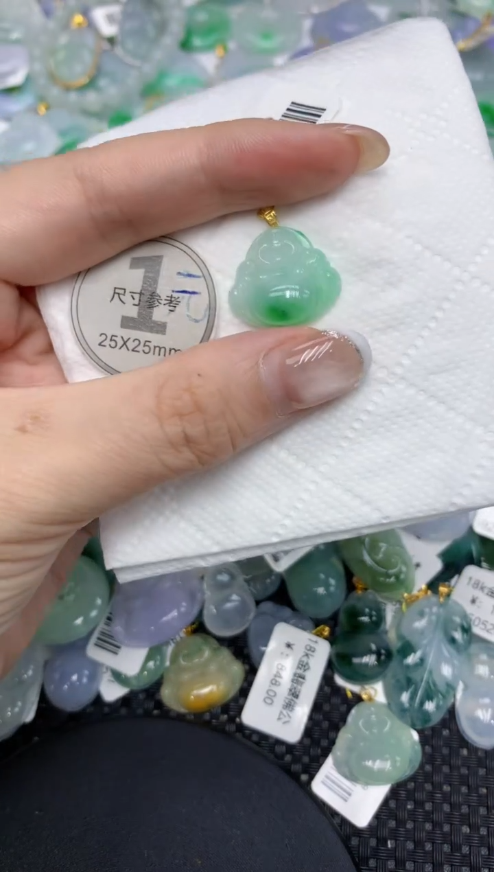 颈饰18K金镶嵌翡翠11111111