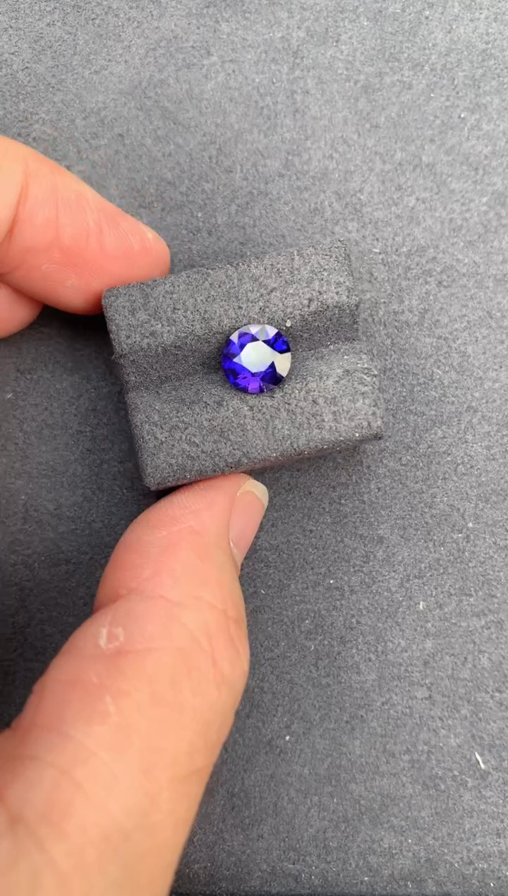 【闪购商品】彩色蓝宝石裸石未镶嵌2.1ct无烧紫蓝宝