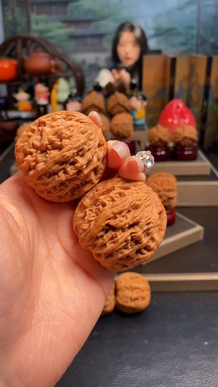 【闪购商品】文玩核桃吊坠K232麦穗虎头43