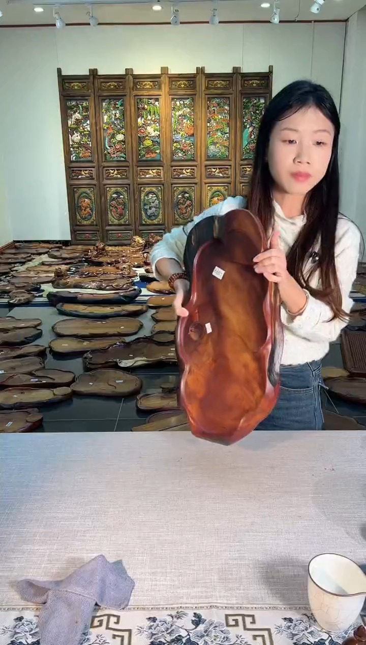 【闪购商品】大果紫檀（缅甸花梨）茶盘8651