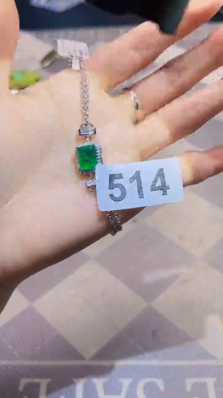 非金属无如图所示时尚饰品