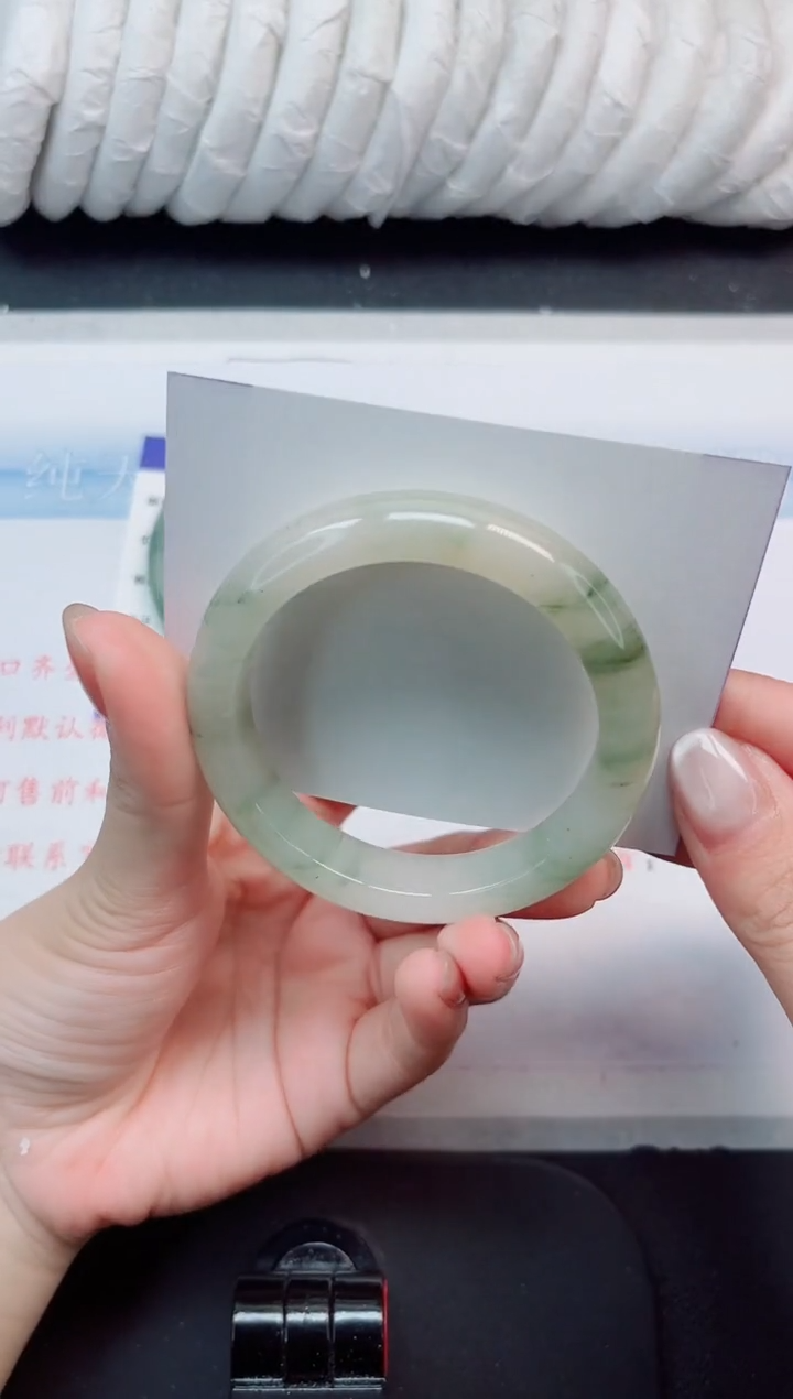 【闪购商品】石英质玉手镯未镶嵌243#51.7