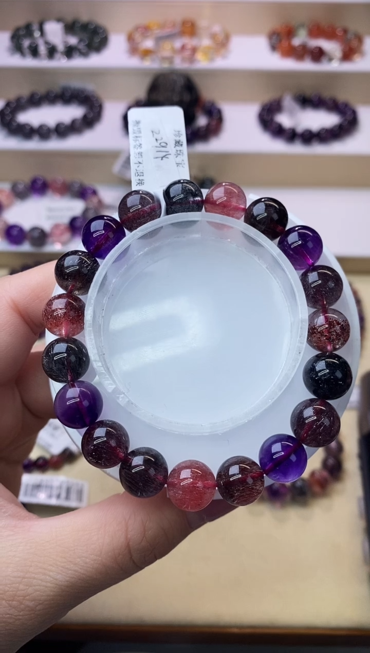 【闪购商品】水晶手链未镶嵌黑加仑超七10m+