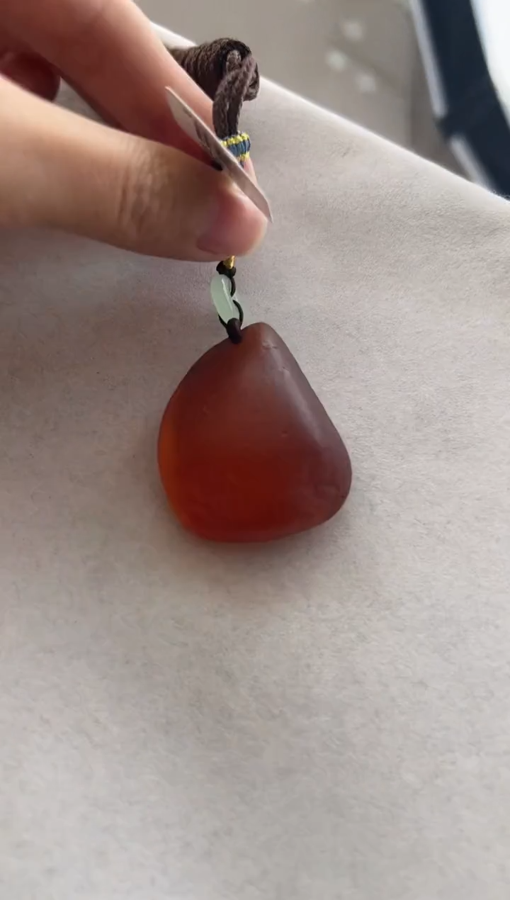 【闪购商品】琥珀裸石未镶嵌10114175-吊坠