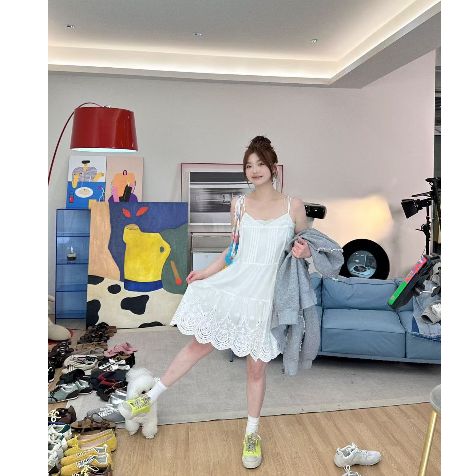 晶咕晶咕【满级白月光】镂空刺绣蕾丝边双吊带裙+小雏菊针织开衫