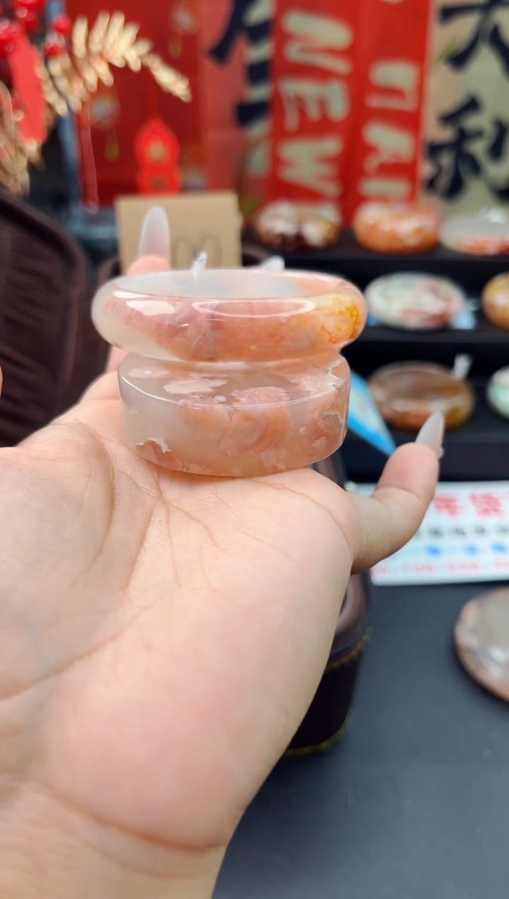 【闪购商品】石英质玉手镯未镶嵌赠送镯心（53圈口）