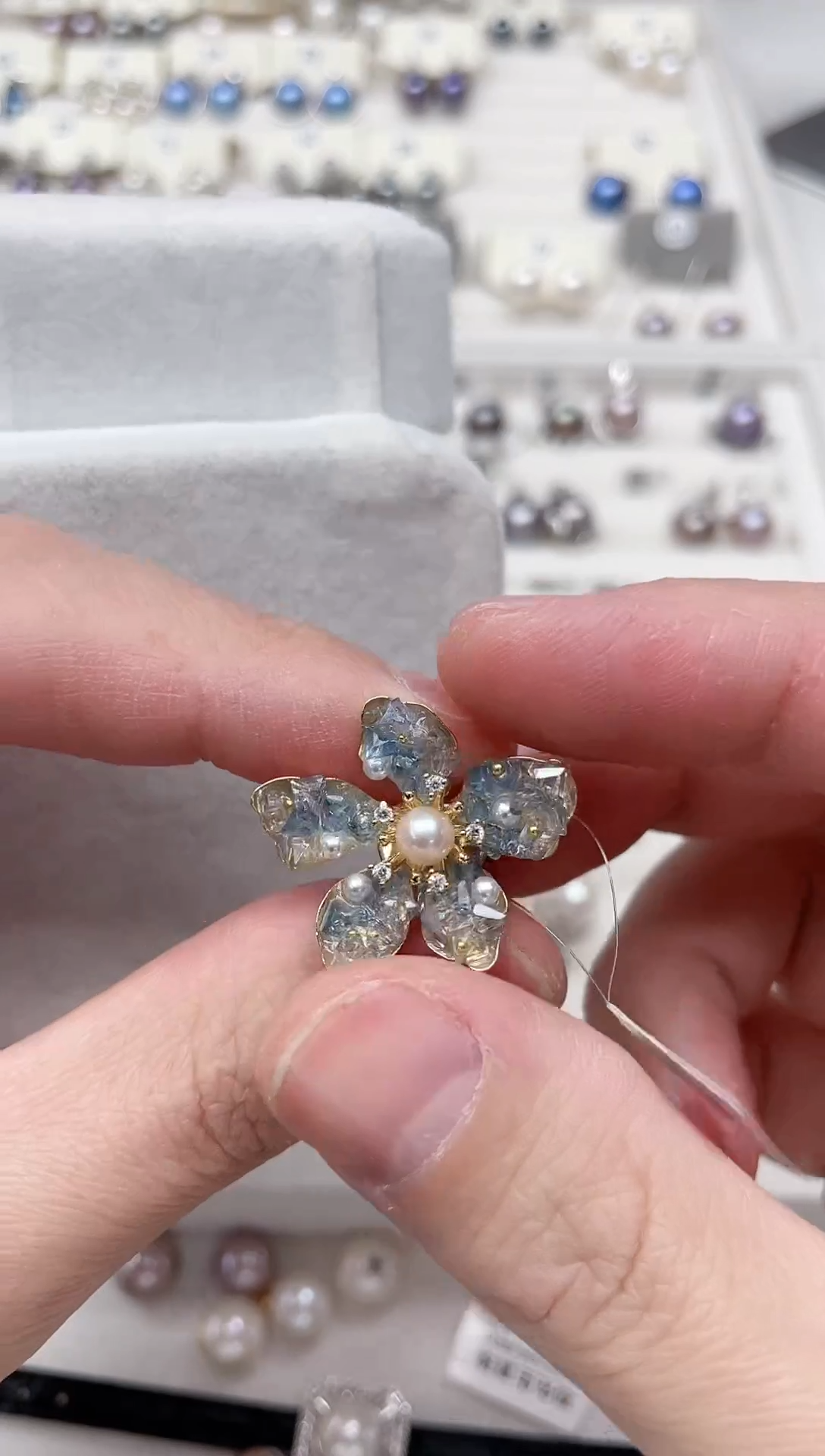 【闪购商品】海水珍珠胸饰合金胸针