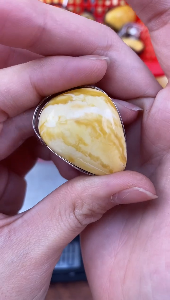 裸石琥珀未镶嵌天然琥珀蜜蜡