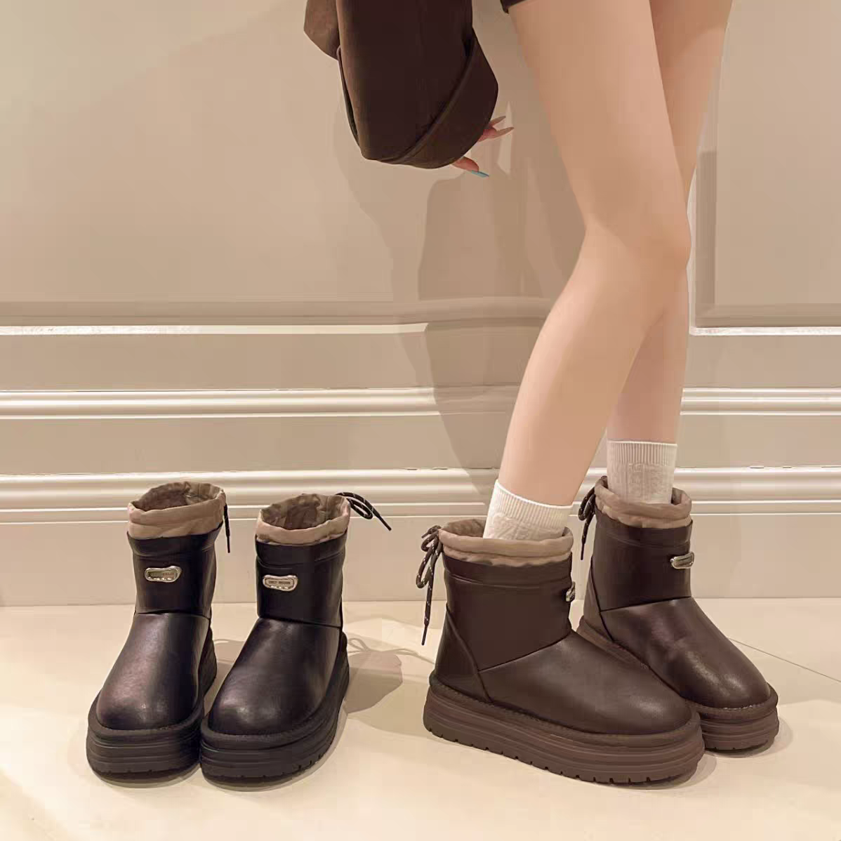 真皮厚底雪地靴女2025冬季加绒加厚防水防滑短靴户外保暖面包棉鞋