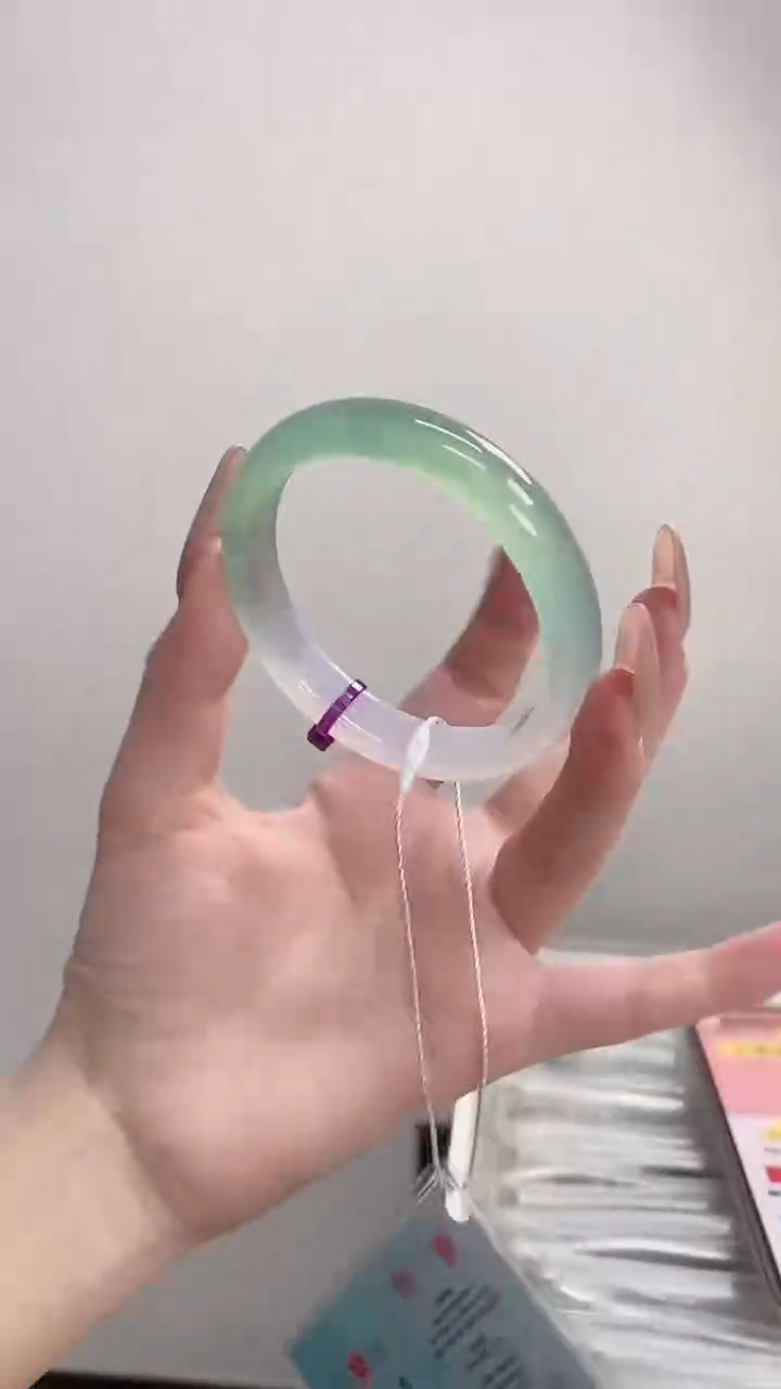 手镯玛瑙/玉髓未镶嵌56正圈半山水