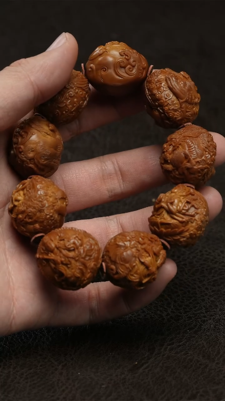 【闪购商品】橄榄核吊坠2.6瑞兽万佛