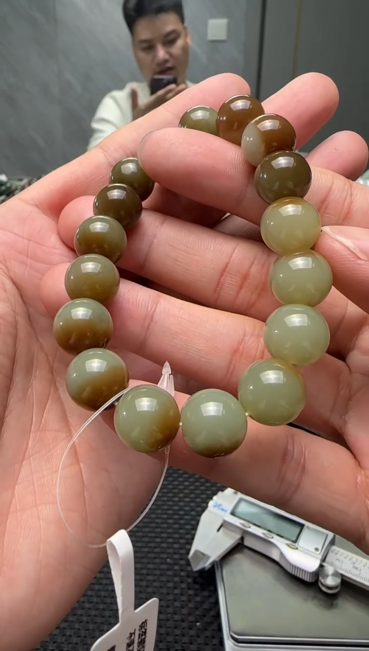 未镶嵌手串和田玉若羌糖青手串卡12
