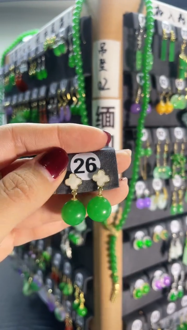 【闪购商品】翡翠耳饰银S925镶嵌26..