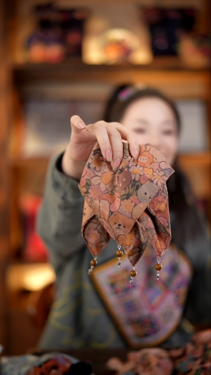 刺绣私人定制苗族手工S540