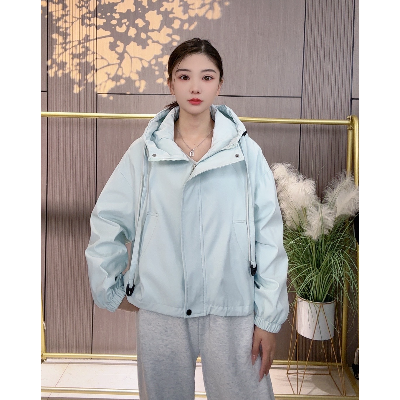 2025春季803新款时尚防风短款连帽风衣工装冲锋衣韩版休闲外套女