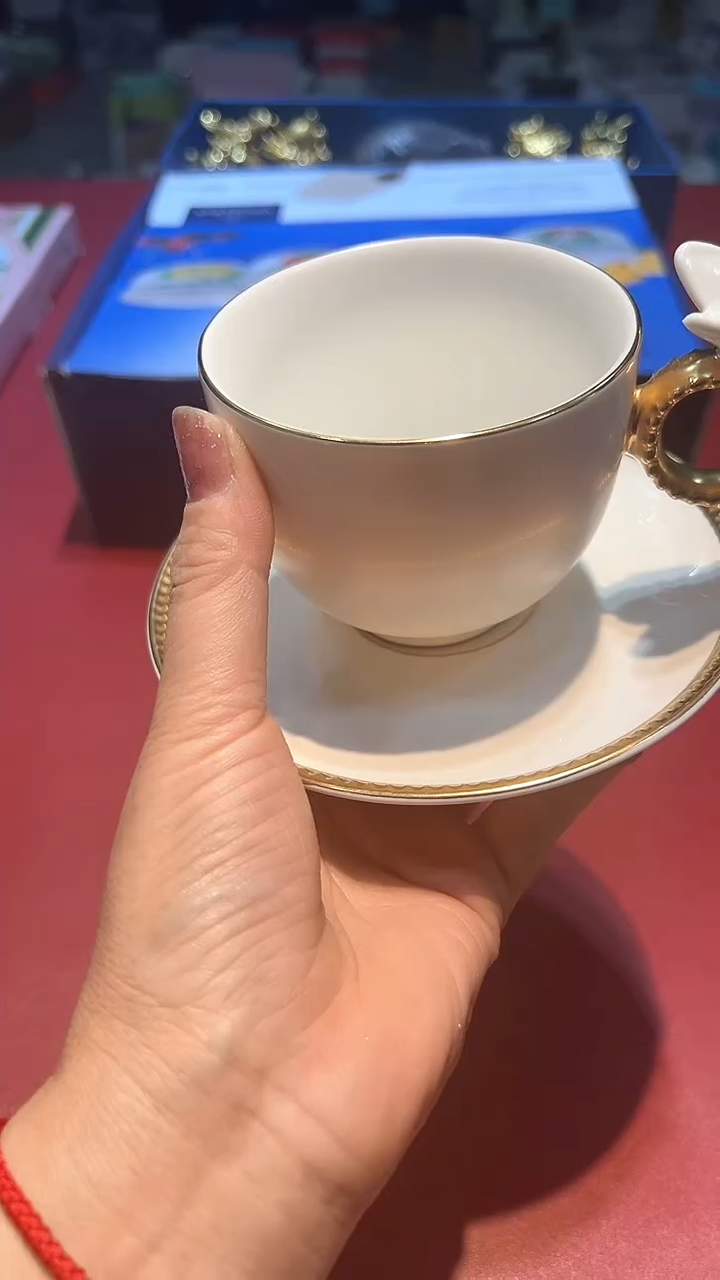 【闪购商品】瓷片锅碗瓢盆一件不剩