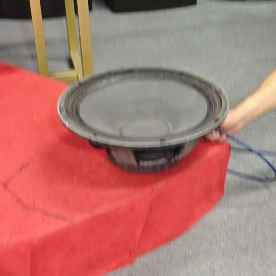 8新  18寸 喇叭  单只 不包邮 运费到付