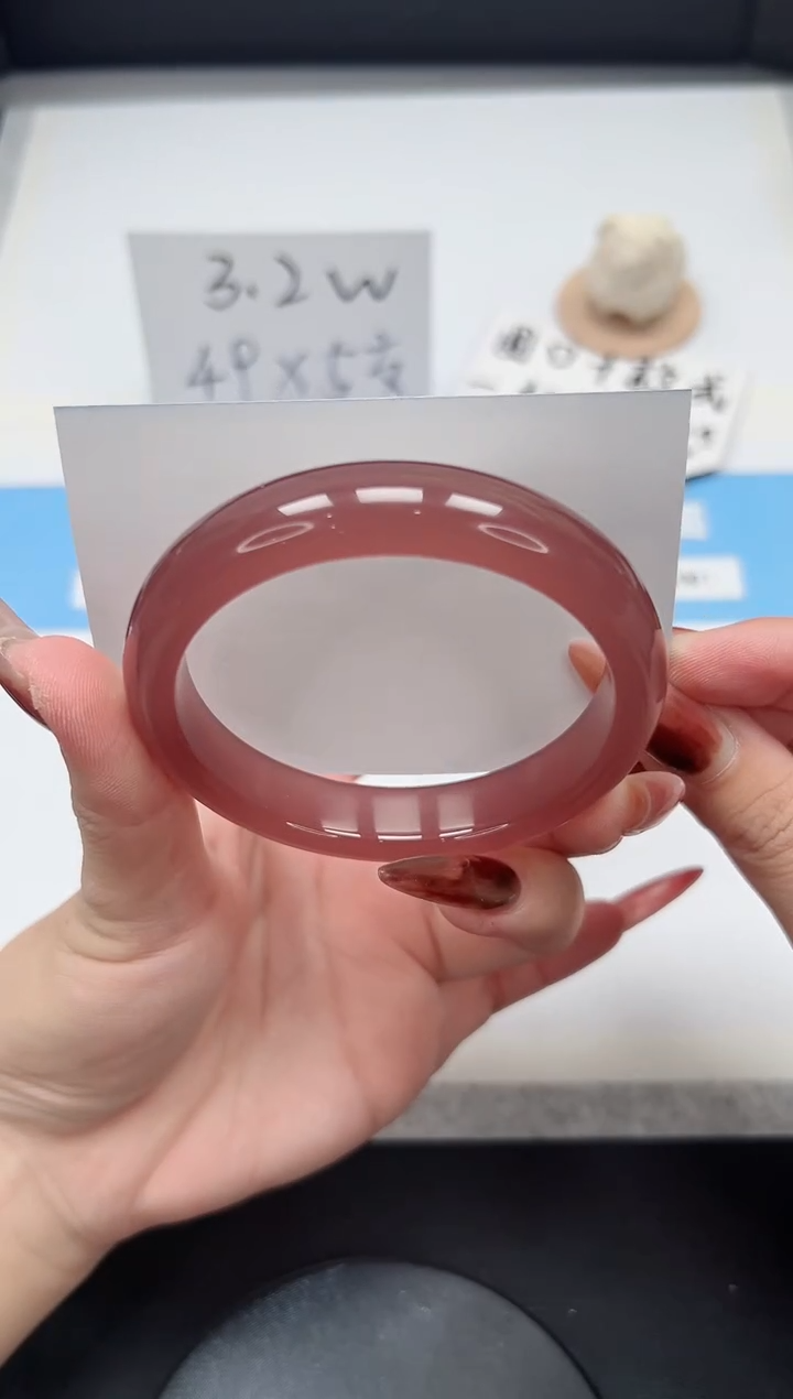 【闪购商品】石英质玉手镯未镶嵌97/葡萄紫60.7