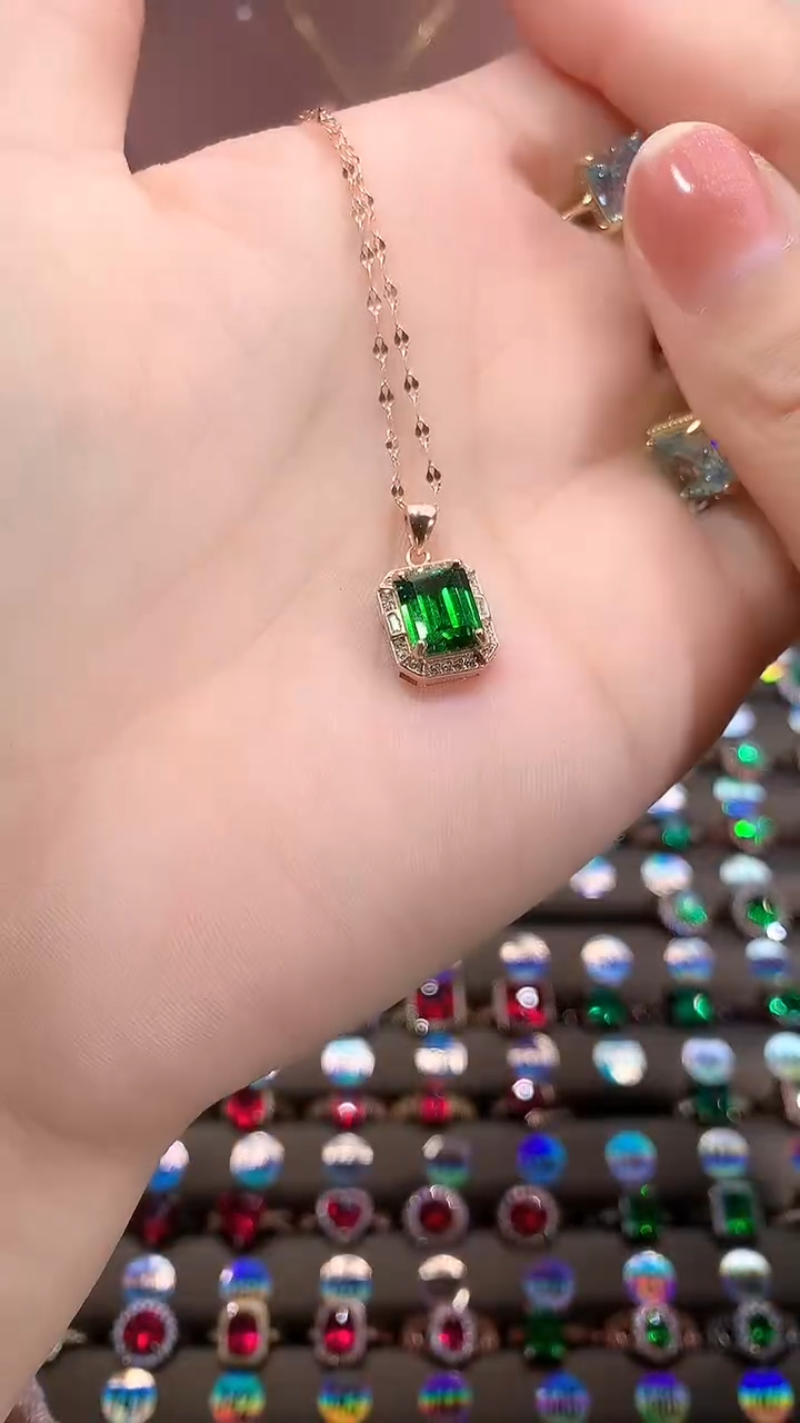 【闪购商品】透辉石吊坠银S925镶嵌玫瑰金