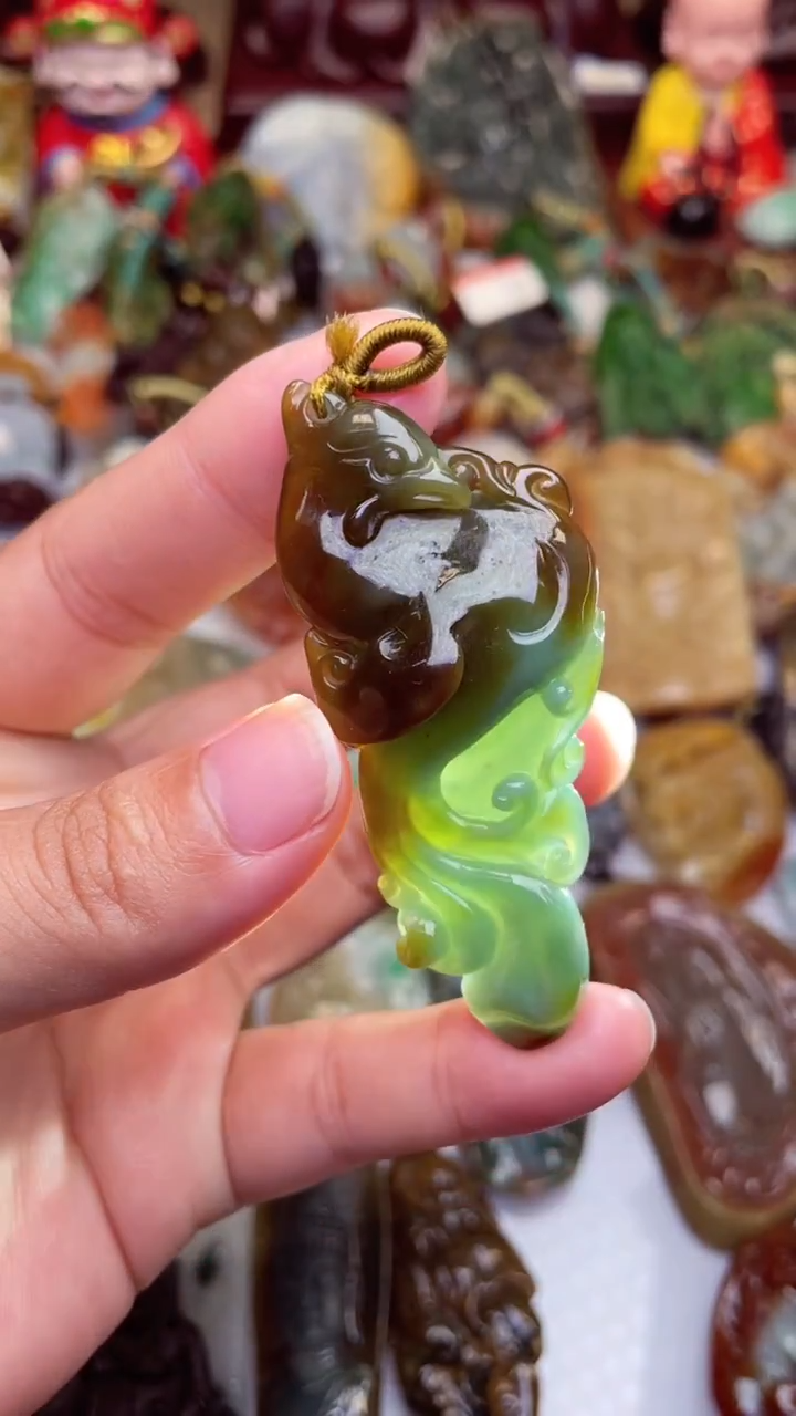 颈饰未镶嵌翡翠凤凰