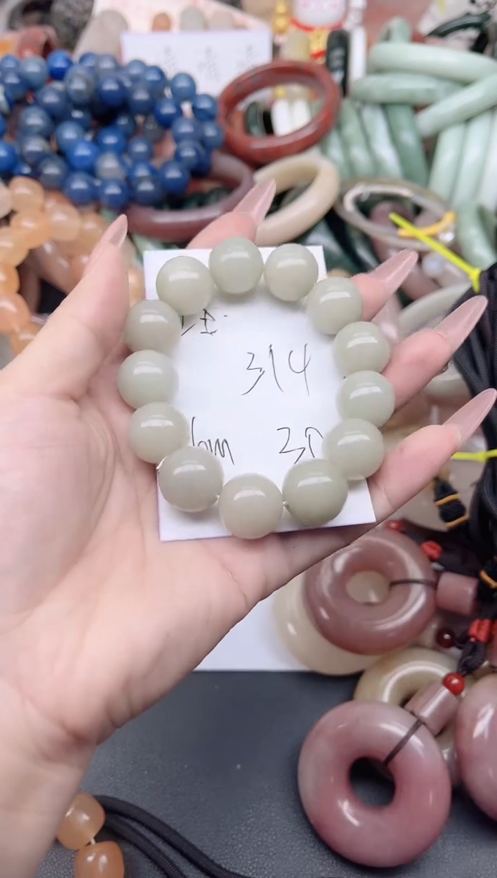 未镶嵌手镯石英质玉314