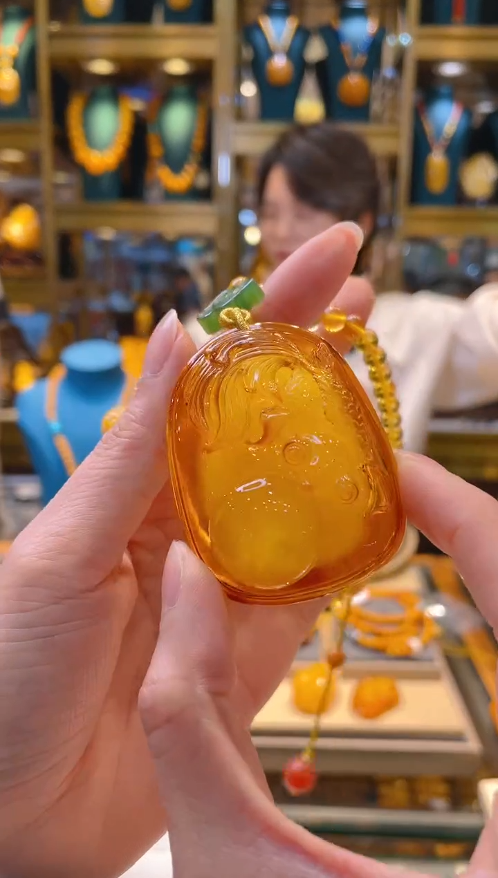 【闪购商品】琥珀颈饰未镶嵌金包蜜项链