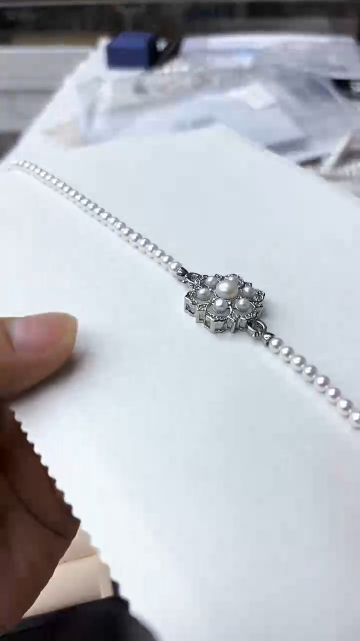 【闪购商品】淡水珍珠颈饰合金毛衣链