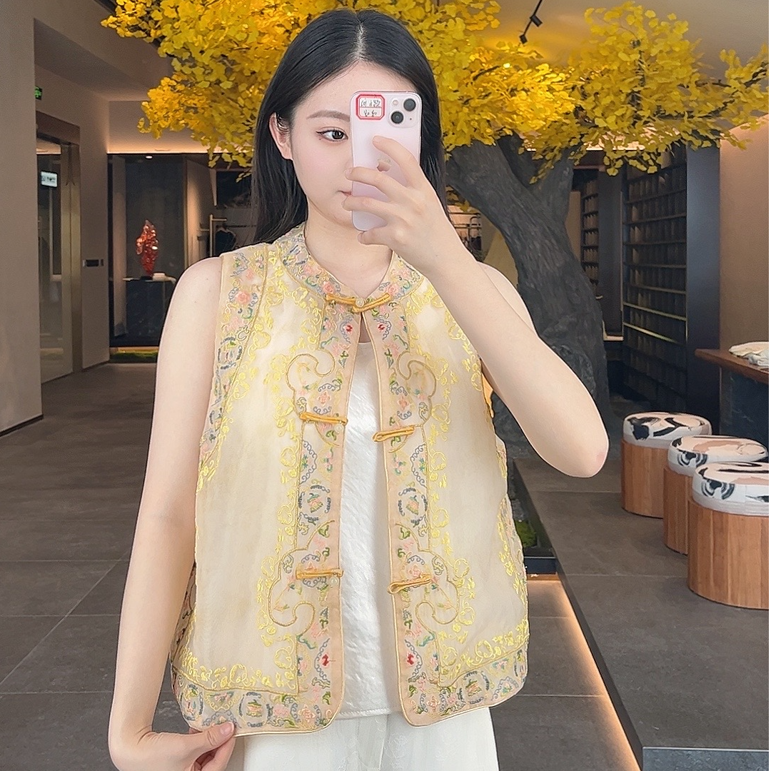 【忘忧】夏季2025新款马甲女装新中式圆领宽松绣花薄款气质上衣马夹