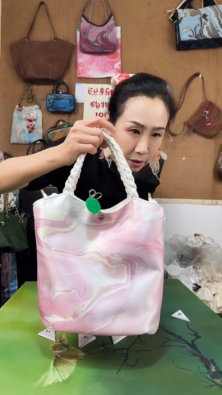 滴****地丝绸105#现场高定包/默认微瑕【不退不换】